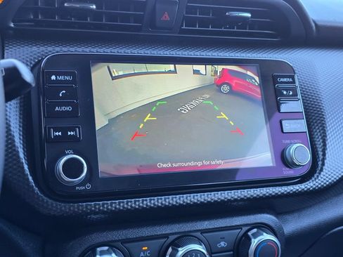Used 2023 Nissan Kicks SV w/ Interior Electronics Package FWD image 18