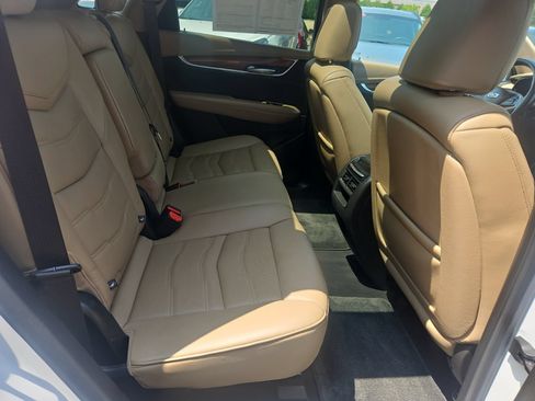 Used 2018 Cadillac XT5 Platinum w/ Driver Assist Package AWD/4WD image 19