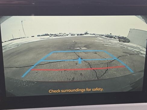 New 2026 Toyota Prius SE image 8