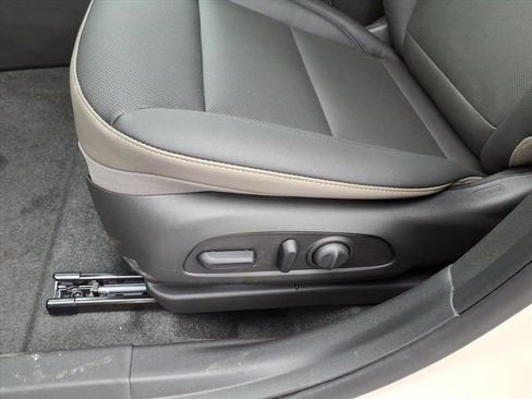 New 2026 Chevrolet Trax ACTIV w/ Driver Confidence Package FWD image 7