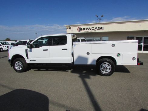 Used 2025 Ford F350 XLT image 15