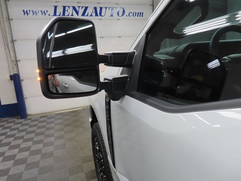 Used 2025 Ford F250 Platinum w/ FX4 Off-Road Package image 80