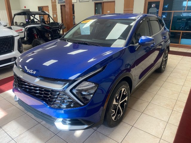 Used 2023 Kia Sportage EX FWD image 1