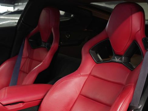 Used 2017 Chevrolet Corvette Stingray Coupe RWD image 15