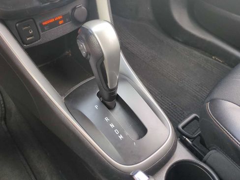 Used 2018 Chevrolet Trax LT w/ LT Convenience Package FWD image 15