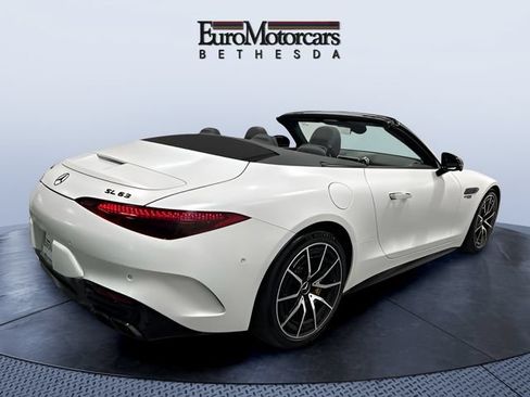 Used 2022 Mercedes-Benz SL 63 AMG 4MATIC image 10