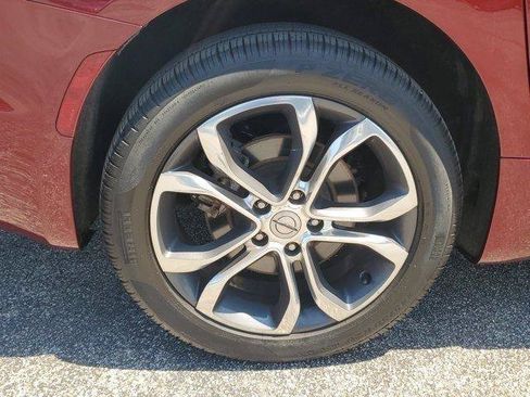 Used 2023 Chrysler Pacifica Pinnacle w/ Trailer Tow Group AWD/4WD image 5
