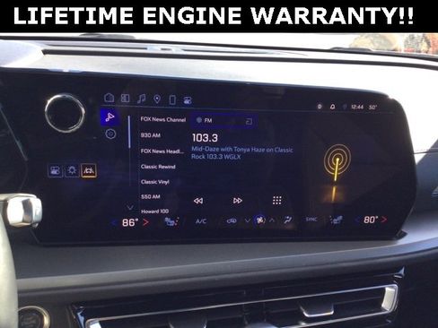 Used 2025 Chevrolet Traverse LT image 17