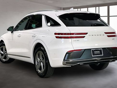 Used 2026 Genesis GV70 2.5T Advanced AWD/4WD image 4