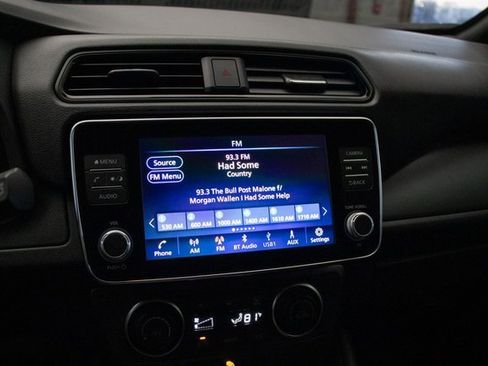 Used 2023 Nissan Leaf S image 32