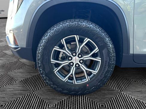 New 2026 GMC Acadia AT4 w/ LPO, Floor Liner Package AWD/4WD image 14