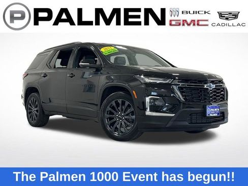 Used 2023 Chevrolet Traverse RS w/ LPO, Floor Liner Package image 1