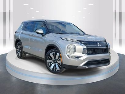 New 2026 Mitsubishi Outlander SE