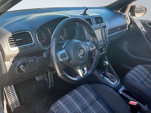 Used 2014 Volkswagen GTI Wolfsburg Edition image 13