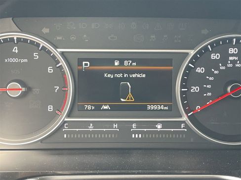 Certified 2022 Kia Sorento S image 30