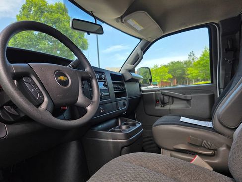 Certified 2025 Chevrolet Express 2500 w/ Driver Convenience Package RWD image 13