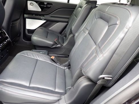 New 2025 Lincoln Aviator Reserve w/ Equipment Group 201A image 17