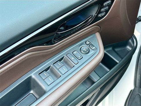 Used 2025 Honda Odyssey Elite image 18