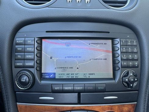 Used 2005 Mercedes-Benz SL 500 image 22