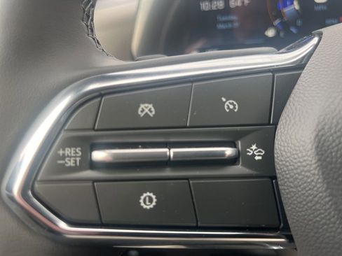 New 2026 Chevrolet Equinox LT w/ Convenience Package II FWD image 17
