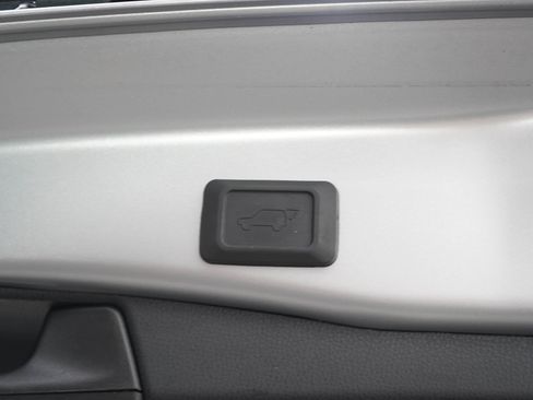Used 2020 Toyota RAV4 XSE w/ XSE Grade Weather Package AWD/4WD image 11