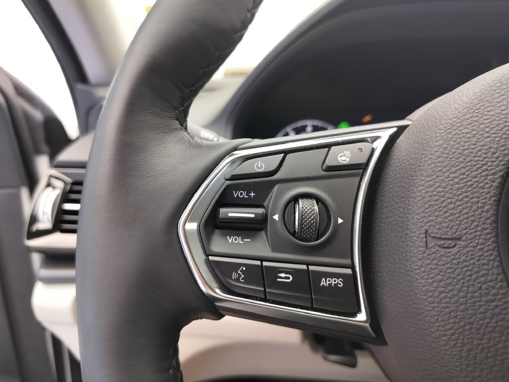 Used 2025 Acura RDX w/ Advance Package AWD/4WD image 14