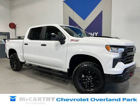 Used 2024 Chevrolet Silverado 1500 LT Trail Boss w/ Convenience Package II image 1