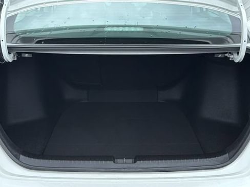 Used 2023 Honda Accord EX image 27
