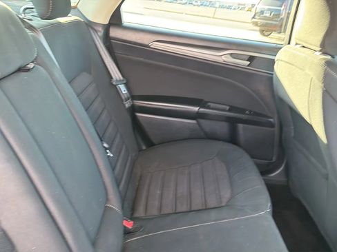Used 2018 Ford Fusion SE w/ Fusion SE Technology Package FWD image 52