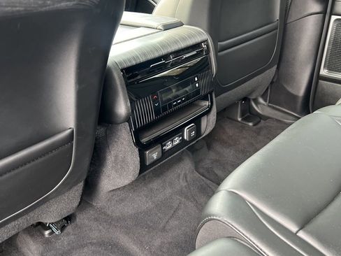 Used 2023 Jeep Wagoneer Series II w/ Premium Group I image 25