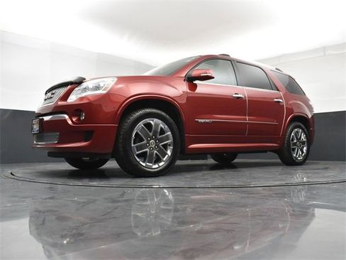 Used 2012 GMC Acadia Denali image 21