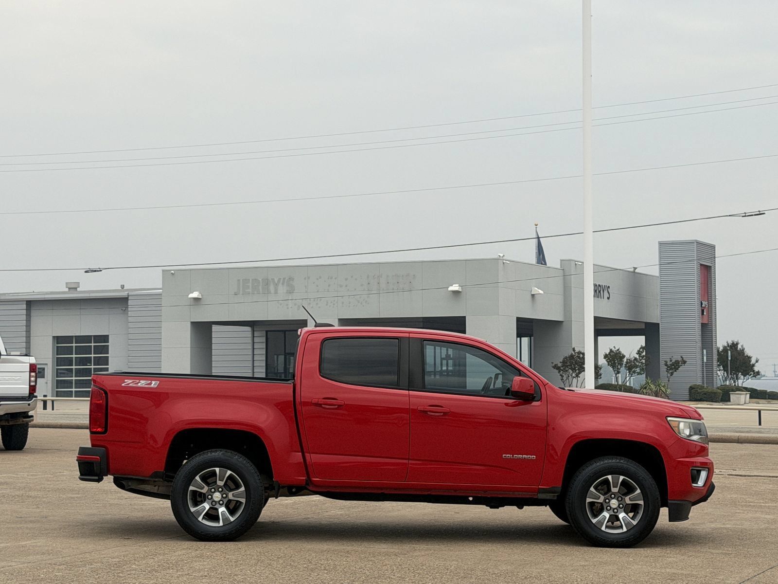 Used 2018 Chevrolet Colorado Z71 RWD image 3