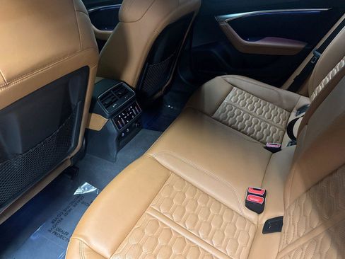 Certified 2024 Audi RS 7 Performance image 12