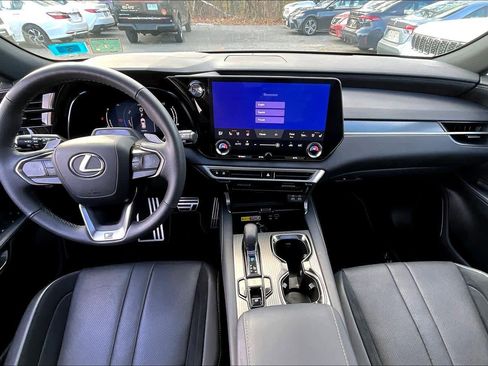 Used 2023 Lexus RX 500h F Sport image 14