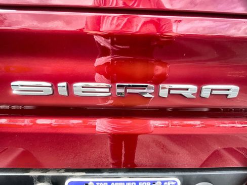 Used 2022 GMC Sierra 1500 SLT w/ SLT Convenience Package image 31