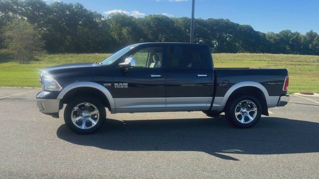 Used 2016 RAM 1500 Laramie w/ Convenience Group AWD/4WD image 6