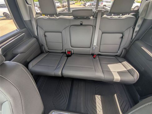 New 2026 Chevrolet Silverado 2500 LTZ w/ LTZ Plus Package AWD/4WD image 36