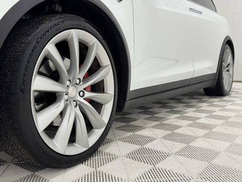 Used 2016 Tesla Model X P100D image 10