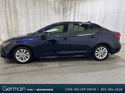 Used 2024 Toyota Corolla LE w/ LE Convenience Package image 6