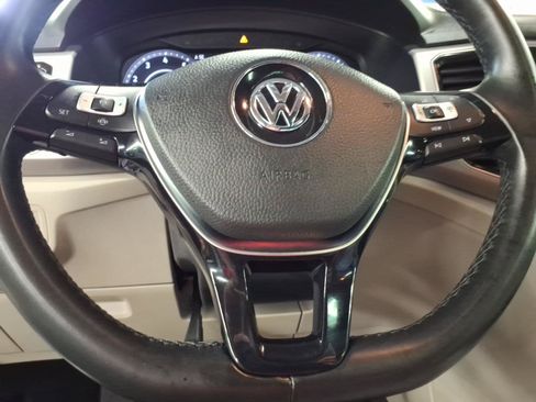 Used 2019 Volkswagen Atlas SEL AWD/4WD image 14