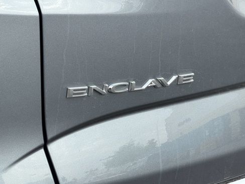 Used 2021 Buick Enclave Essence w/ Sound and Sites Package FWD image 9