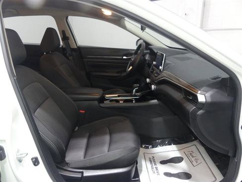 Used 2023 Nissan Altima 2.5 SV image 22