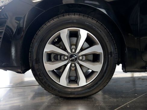Used 2023 Kia Rio S w/ Technology Package FWD image 10