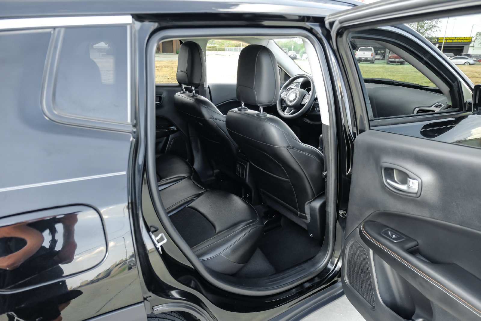 Used 2021 Jeep Compass Latitude w/ Driver Assistance Group FWD image 39