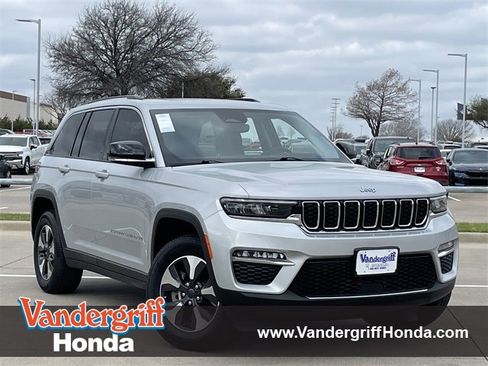 Used 2023 Jeep Grand Cherokee 4WD 4xe image 1