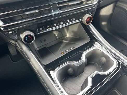 New 2026 Chevrolet Traverse LT w/ Driver Confidence Package image 21