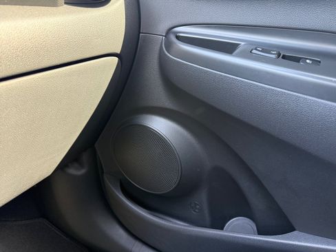 Used 2023 Hyundai Kona SEL FWD image 28