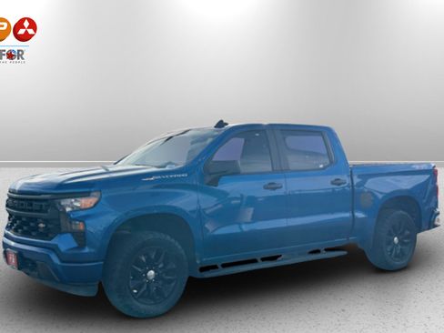 Used 2022 Chevrolet Silverado 1500 Custom image 1