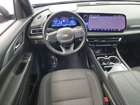 Used 2024 Chevrolet Traverse LT image 22