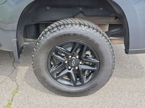 Used 2021 Chevrolet Silverado 1500 LT Trail Boss w/ Bed Protection Package AWD/4WD image 31
